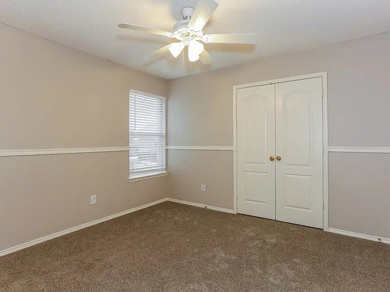 735 Cedarwood Dr — Photo 15