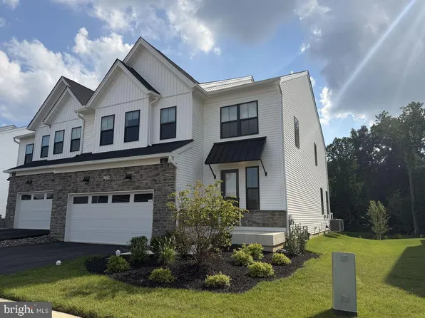127 Alroy Rd, Malvern, PA 19355