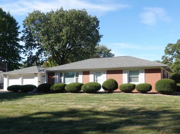 734 Florence Ave, Galesburg, IL 61401