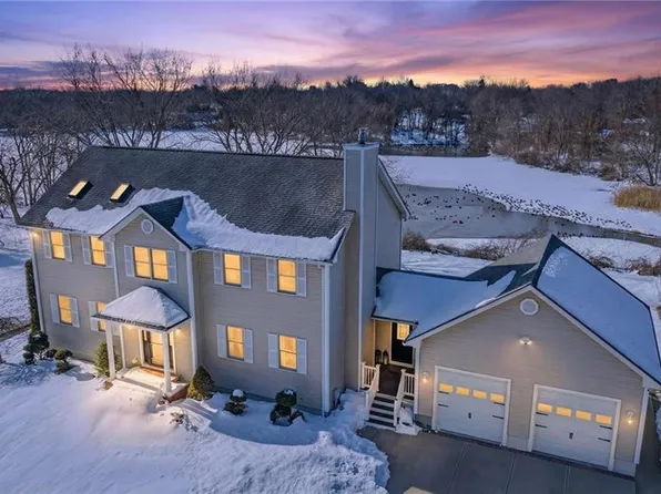 155 Sagamore Rd, Seekonk, MA 02771