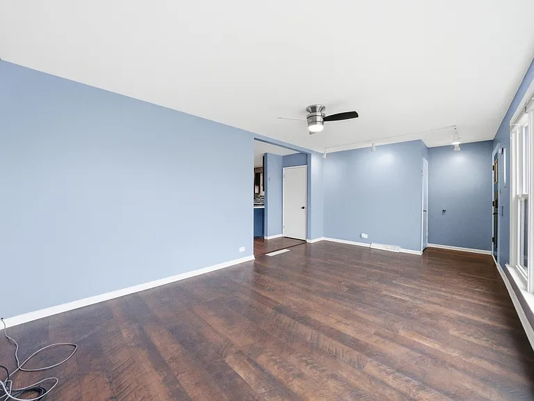 4605 S Laramie Ave — Photo 11