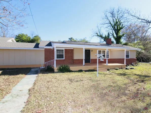 1102 N 3rd St, Cordele, GA 31015