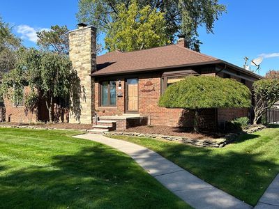 22425 Alexander St, Saint Clair Shores, MI, 48081