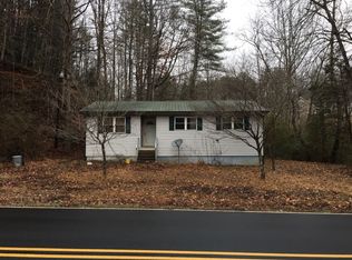 13562 Boone Trl, Purlear, NC 28665