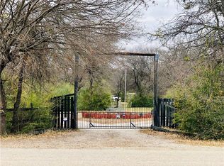 7024 Red Bud Ln, Fort Worth, TX 76135