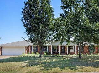 538 Hazelwood Dr, Florence, AL 35633