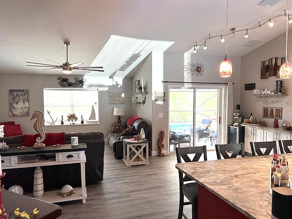 4th image of 491 Kumquat Avenue