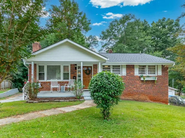 40 Miracle Dr, Greenville, SC 29605