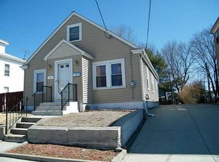 41 Stedman Ave, Pawtucket, RI 02860