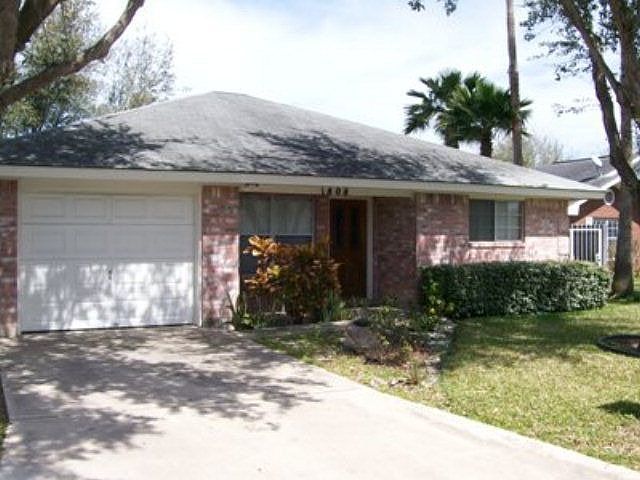 1st image of 1808 N Gastel Cir