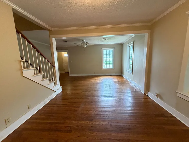 207 Goodman Pl — Photo 10