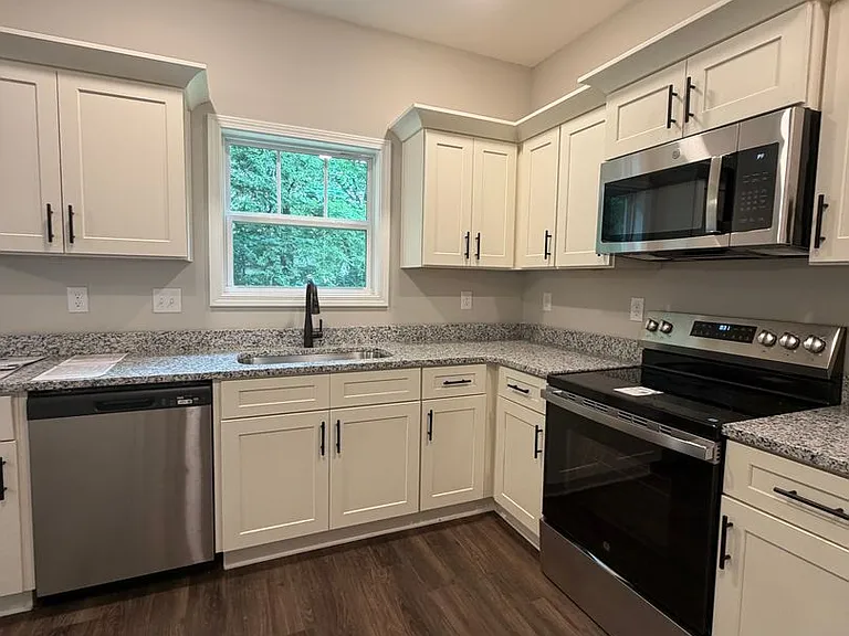 1711 Golf Club Ln — Photo 15
