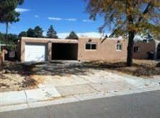 1824 Lester Dr NE, Albuquerque, NM 87112