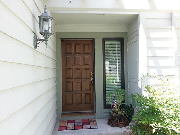3rd image of 1253 Sierra Village Pl