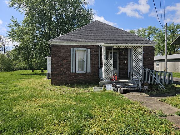 3rd image of 607 Filbert St