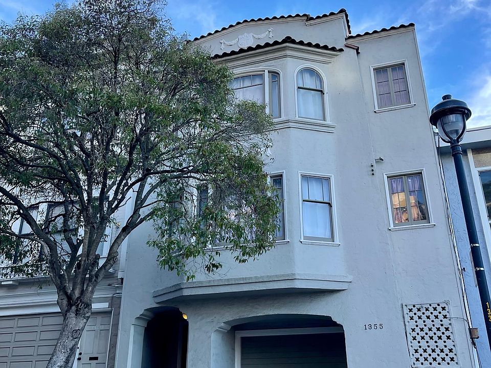 1st image of 1355 3rd Ave APT 4