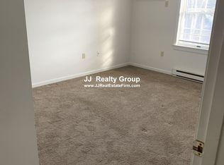 25 Standish St APT 6, Worcester, MA 01604