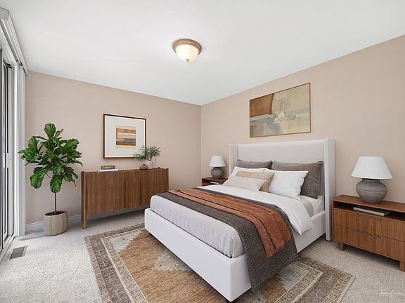 5th image of 5950 Oakwood Dr APT 1D