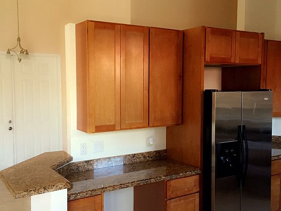 4th image of 3275 Percival Avenue