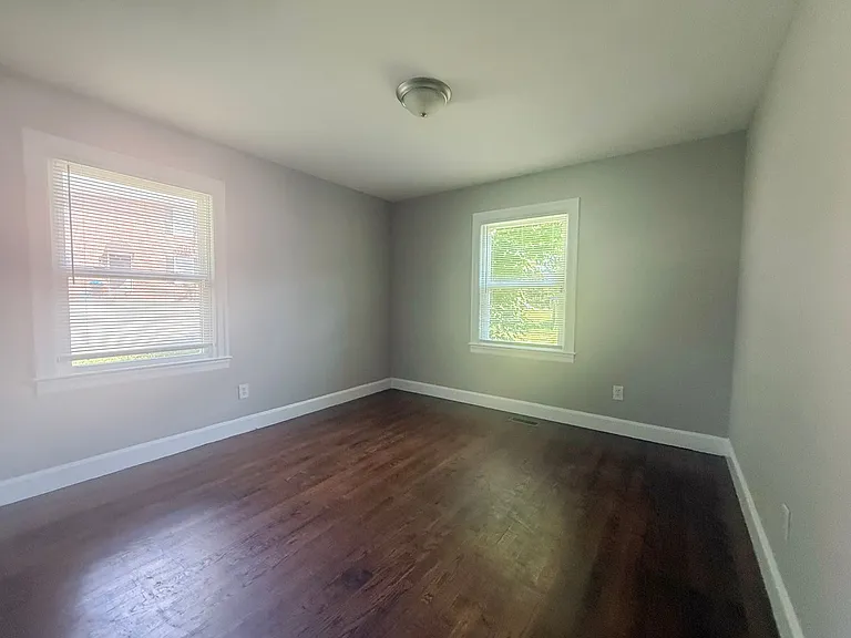 1335 Woodland Ave — Photo 13