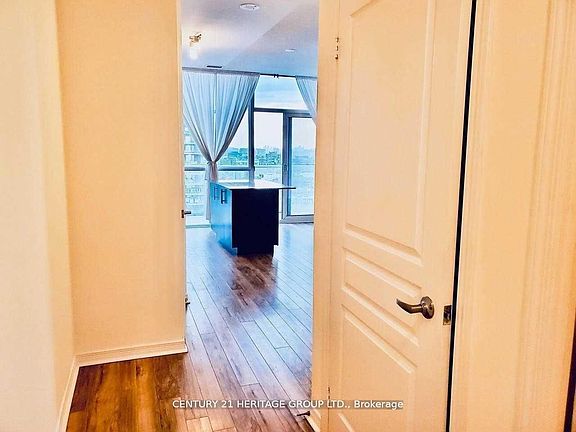 5th image of 352 Front St W #2314