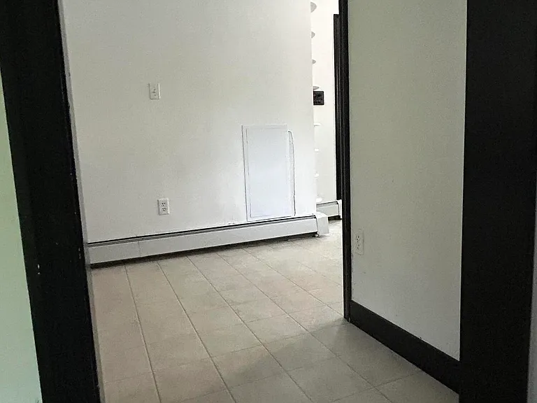 143 Forest Hill Rd — Photo 3