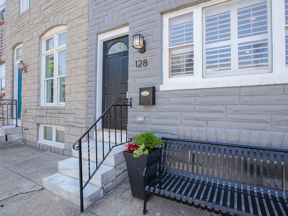 1st image of 128 S Clinton St