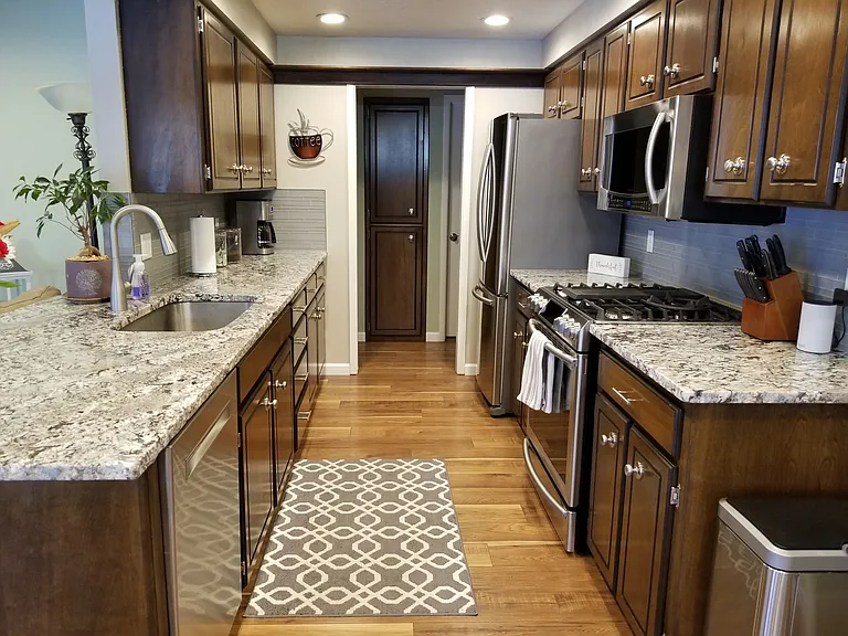 105 E Twin Willow Dr — Photo 8