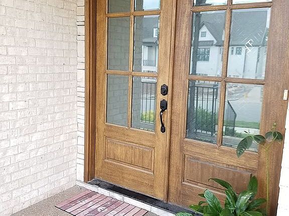 4th image of 1547 Foxland Blvd