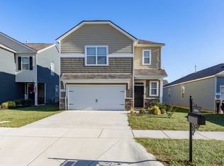 9008 Fenton Rd, Lebanon, TN 37087