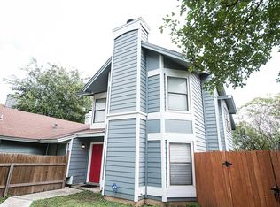 11710 Spring Ridge Dr, San Antonio, TX 78249