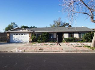 8877 Omelveny Ave, Sun Valley, CA 91352