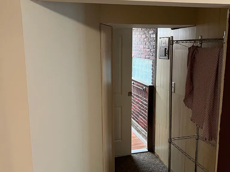 478 Titan Ct — Photo 5