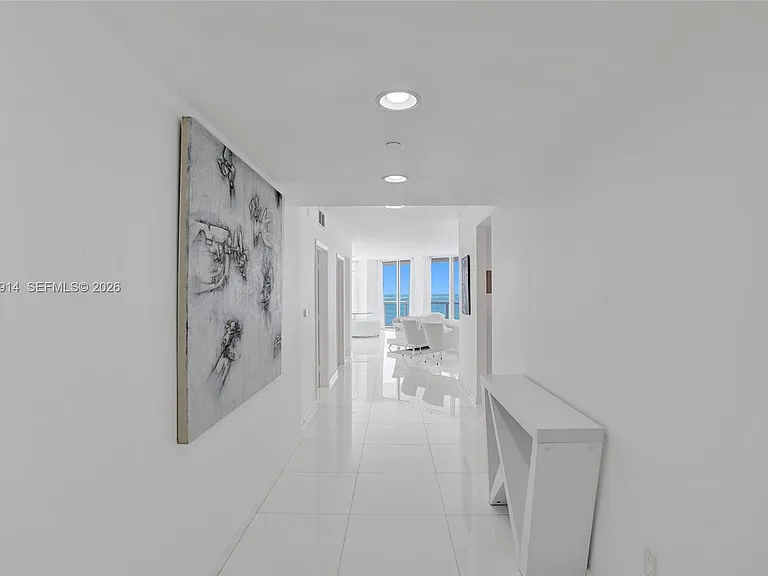 6365 Collins Ave #2403 — Photo 15
