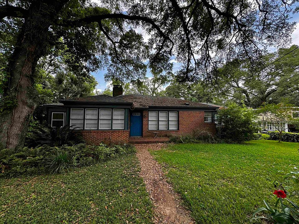 1st image of 2077 W Forest Dr