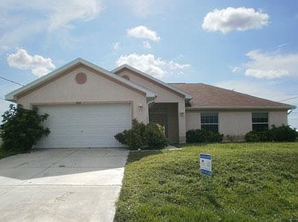 1st image of 2108 NE 8th Pl