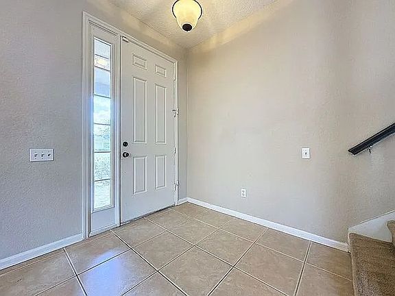 4th image of 2323 Meadow Oak Cir