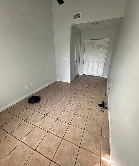 Armenia Gables Cir — Photo 15