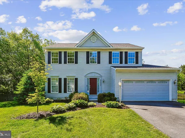 42820 Crossbow Ct, Ashburn, VA 20147