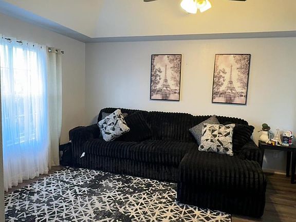 2nd image of 310 Raintree Dr