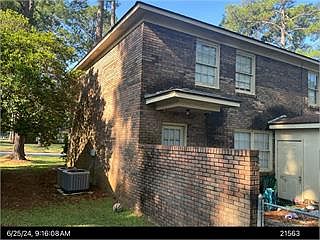 2nd image of 2805 Partridge Dr #A