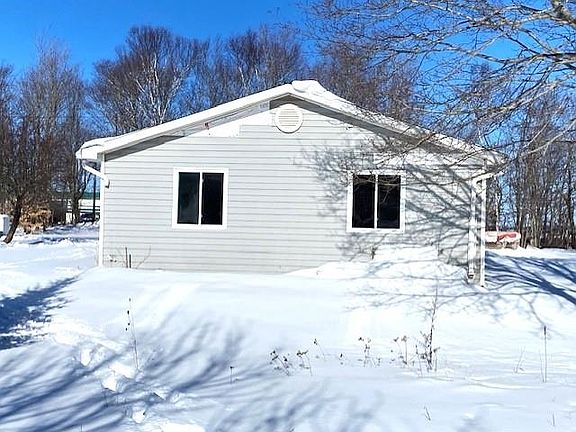 3rd image of 74 Andrews Dr #72