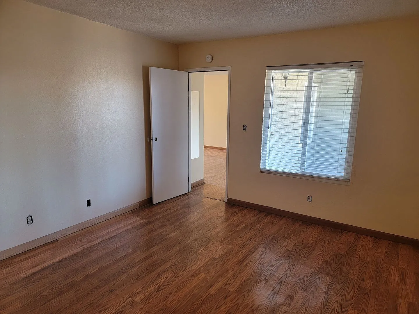 Harmon Ave 1773 — Photo 3