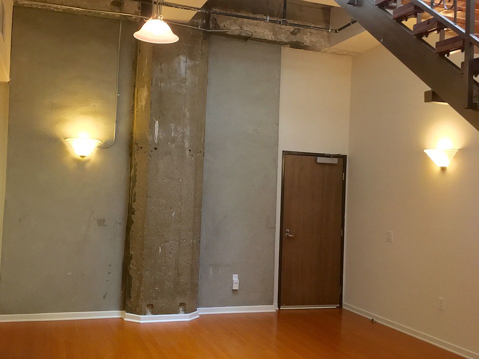 1st image of 711 S Olive St APT 415