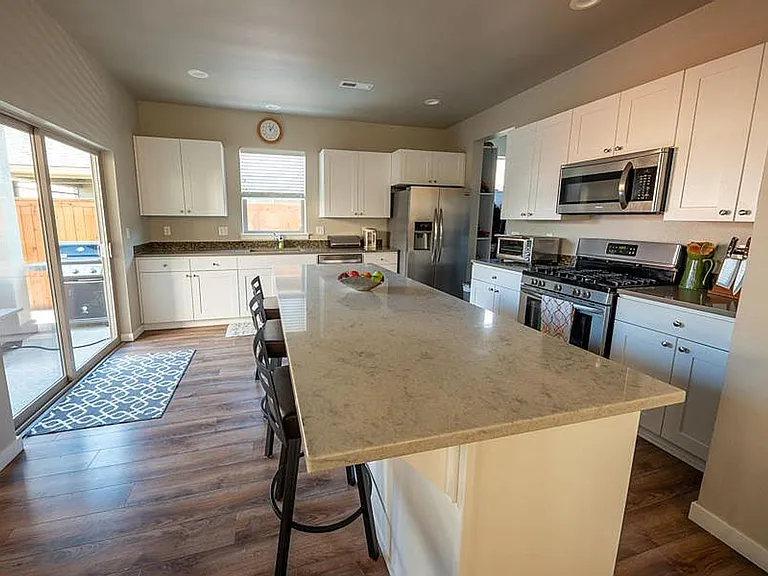 20774 SE Hollis Ln — Photo 11