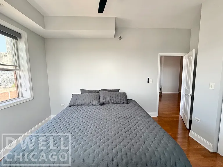828 W Grace St #804 — Photo 17
