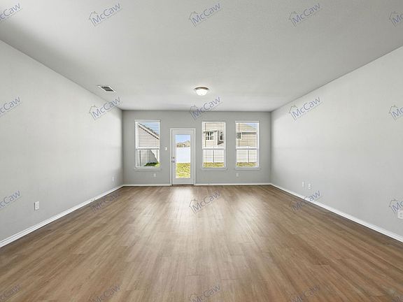 4th image of 5909 Hopkins Dr