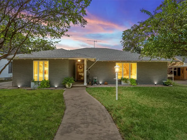 311 N Marable St, West, TX 76691