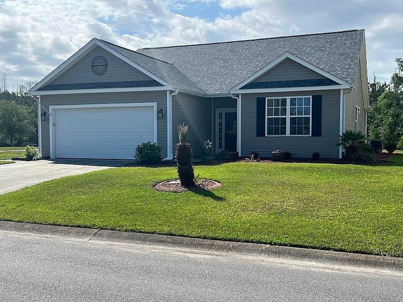 1st image of 735 Wintercreeper Dr.