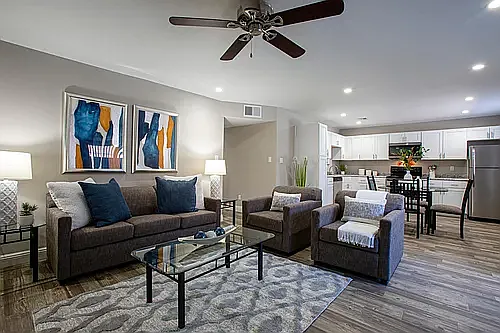 Villagio Furnished Apartments — Photo 39